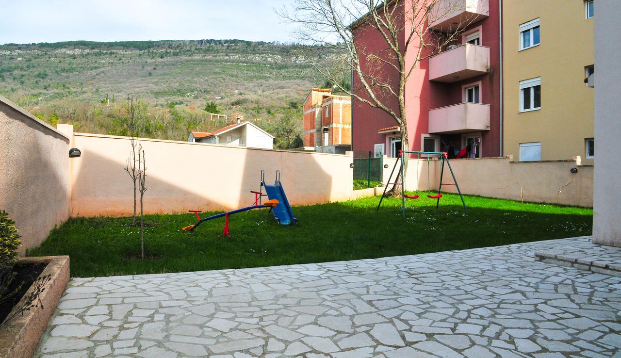 Apartmani Bulajic Tivat Eksteriør billede